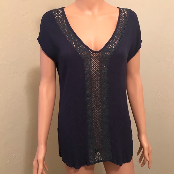 Francesca’s Blue V Neck Top w/Lace Details - Picture 2 of 4